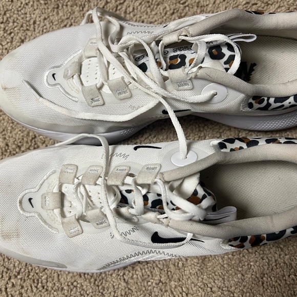 Nike React-Size 10 - Picture 2 of 5